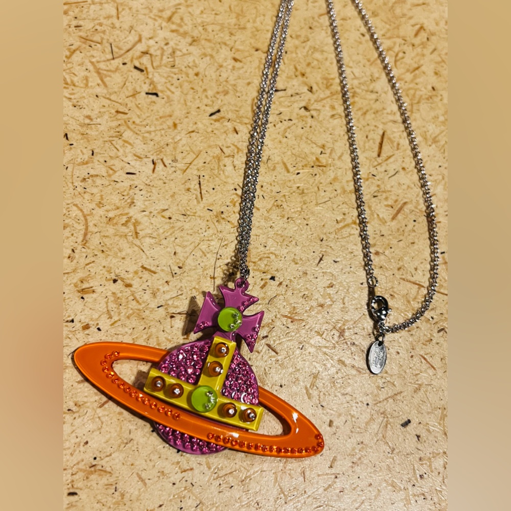 Vivienne Westwood necklace Large Perspex Swarovski Orb Pendant - Picture 8 of 16